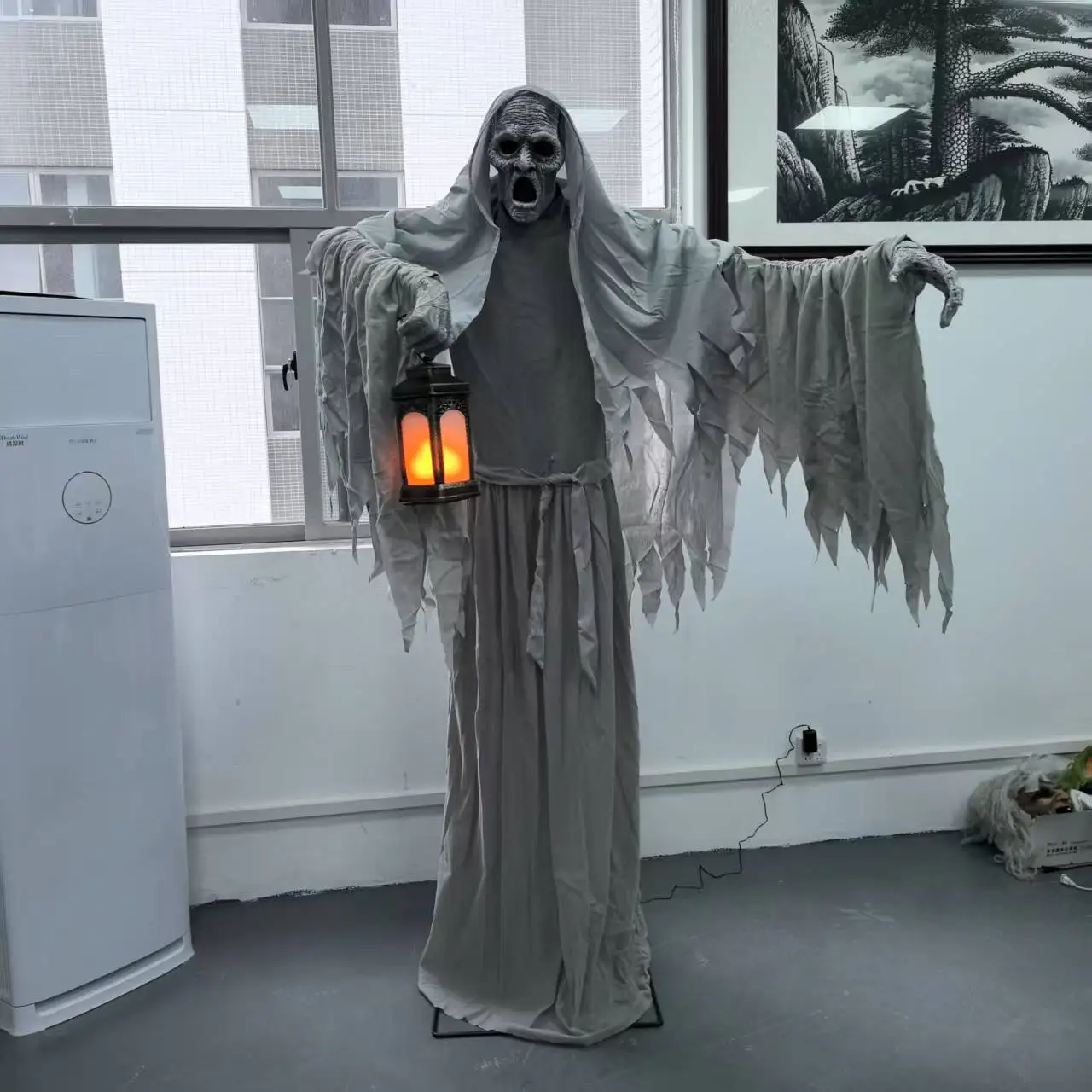 

Хэллоуин ужасный электрический фонарь-призрак анимированная электрическая фигурка дом декор реквизит