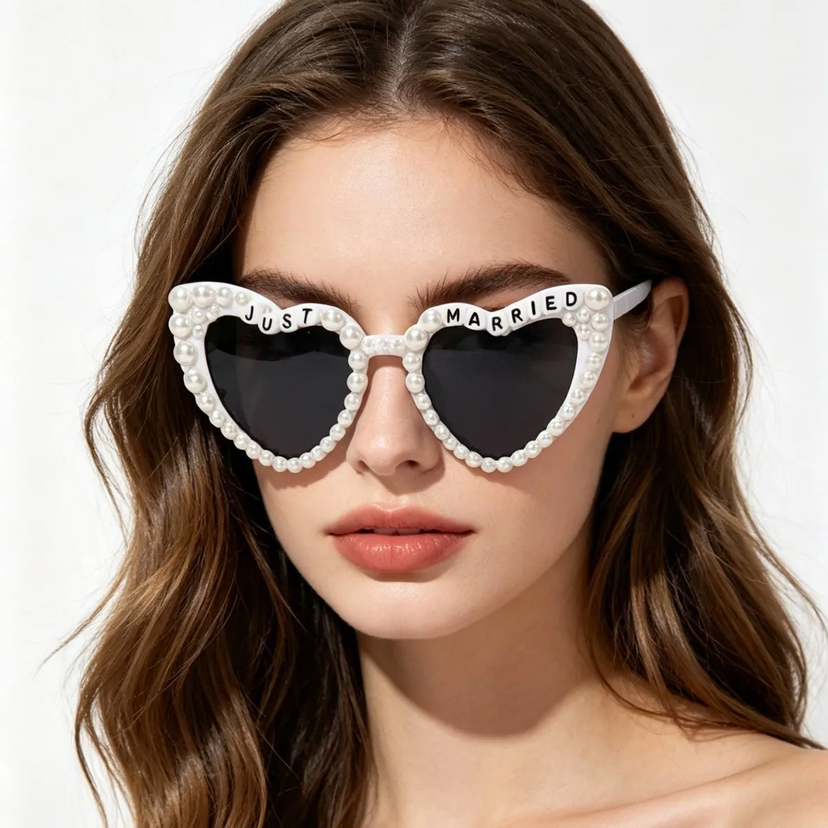 1pc Bride Groom Heart Sunglasses, Sunshade, Trendy Style, Perfect For Wedding & Bachelorette Party, Just Married Letter, For Photo