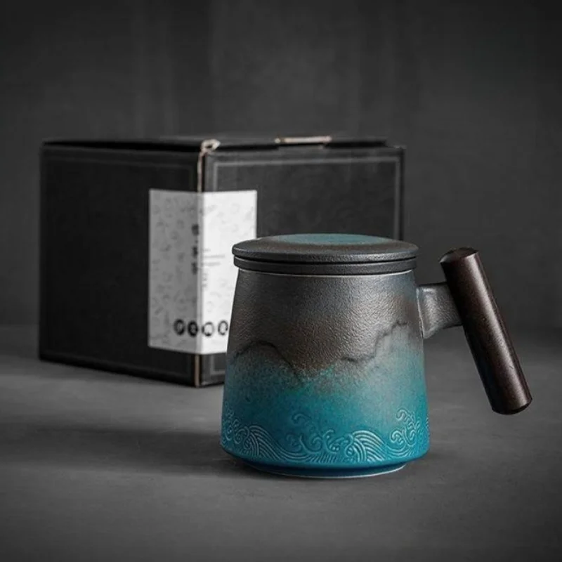 Ceramic Mugs Black Filtering Lid Mountain Tea Ware Short Wooden Handle Make Tea Office Mugs Relief Sculpture Luxurious Drinkware