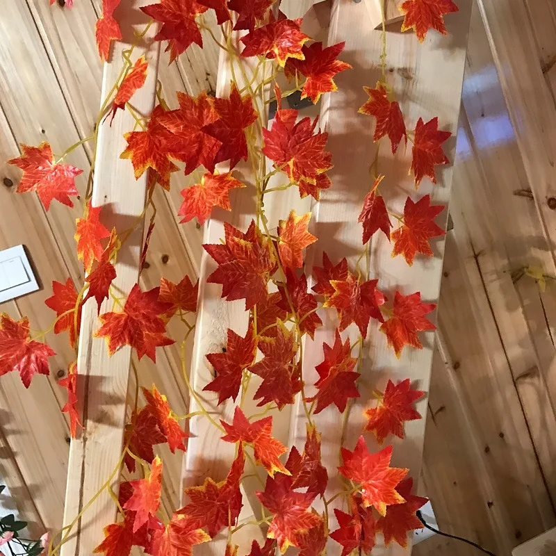 

200CM Artificial Silk Maple Leaf Garland Maple Leaves Vine Hanging Thanksgiving Autumn Garland for Wedding Garden Party Decor