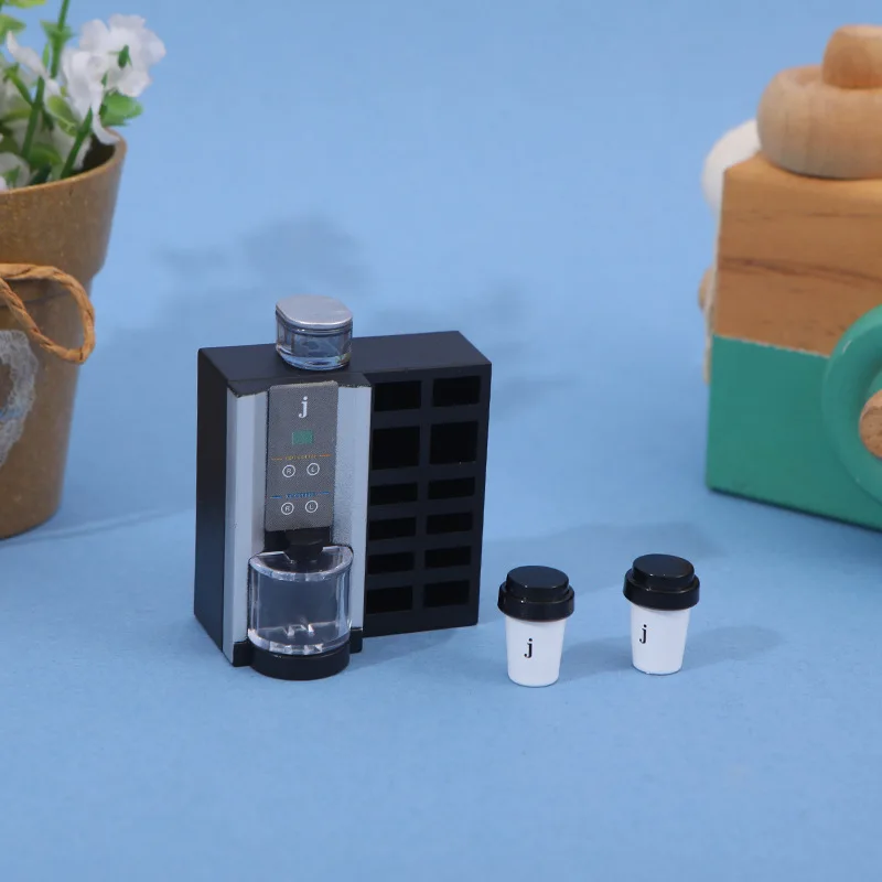 Dollhouse Realistic Freshly Ground Coffee Juicer, A Miniature OB11 Food Toy Scene Model