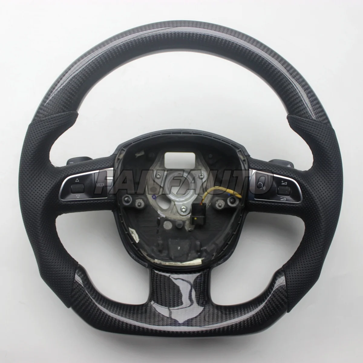 Replacement Real Carbon Fiber Steering Wheel with Leather for Audi A3 8P Q5 4L
