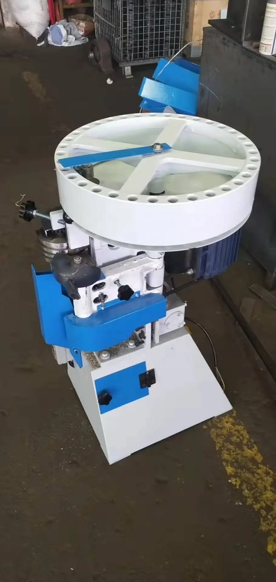 Woodworking Grooved Wood Wooden Dowel Pin Tenoning Round Rod Stick Cutting off Chamfering Truncating Cutter Making Machine