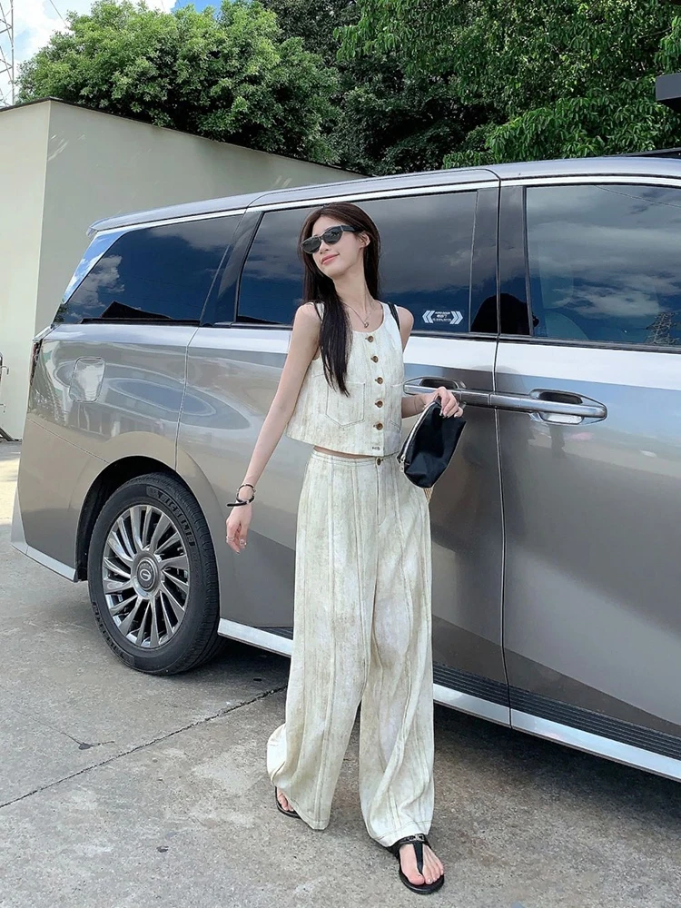 سترة نسائية من الكتان القطني مصبوغة بربطة عنق ، قميص علوي ، سراويل صيفية غير رسمية على التوالي ، مجموعة ركاب ، أزياء ركاب ، عتيقة