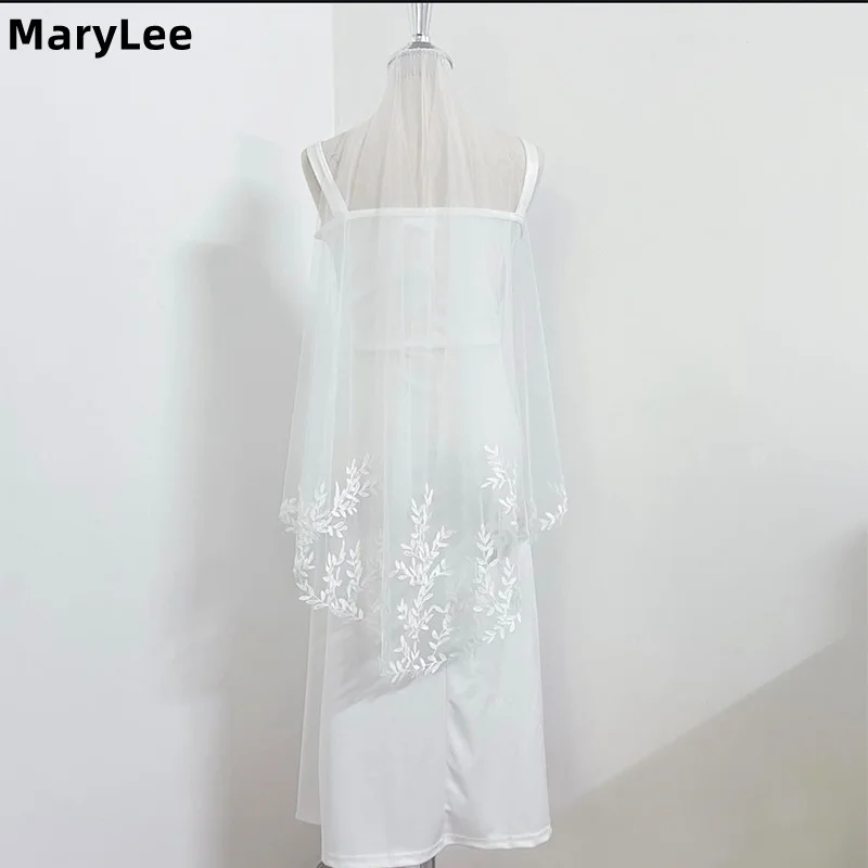 

Свадебная фата из тюля с листьями и кончиками пальцев, индивидуальная однослойная короткая фата белого цвета слоновой кости с расческой, свадебные аксессуары для невесты