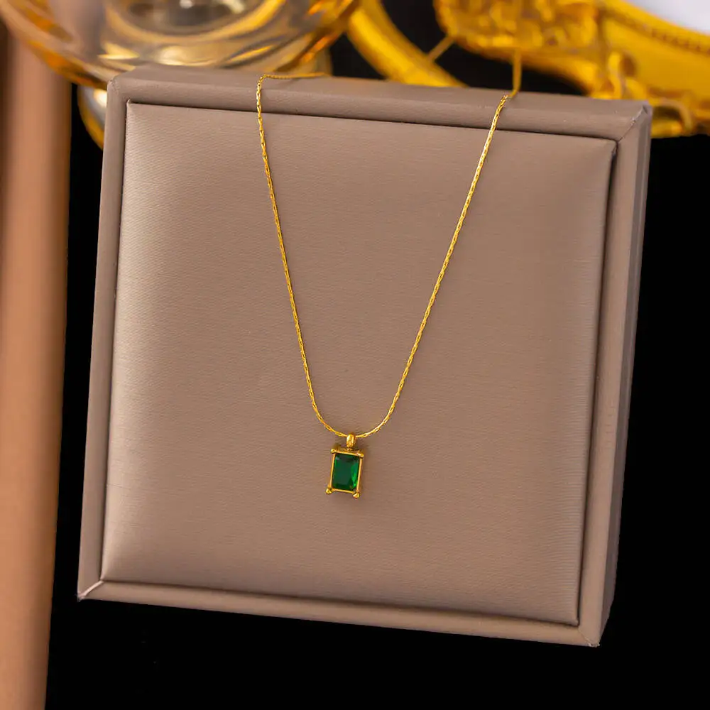 316L Titanium Steel Gold Plated Pendant Necklaces for Women Waterproof Stainless Steel Fashion Jewelry Multiple Styles Available