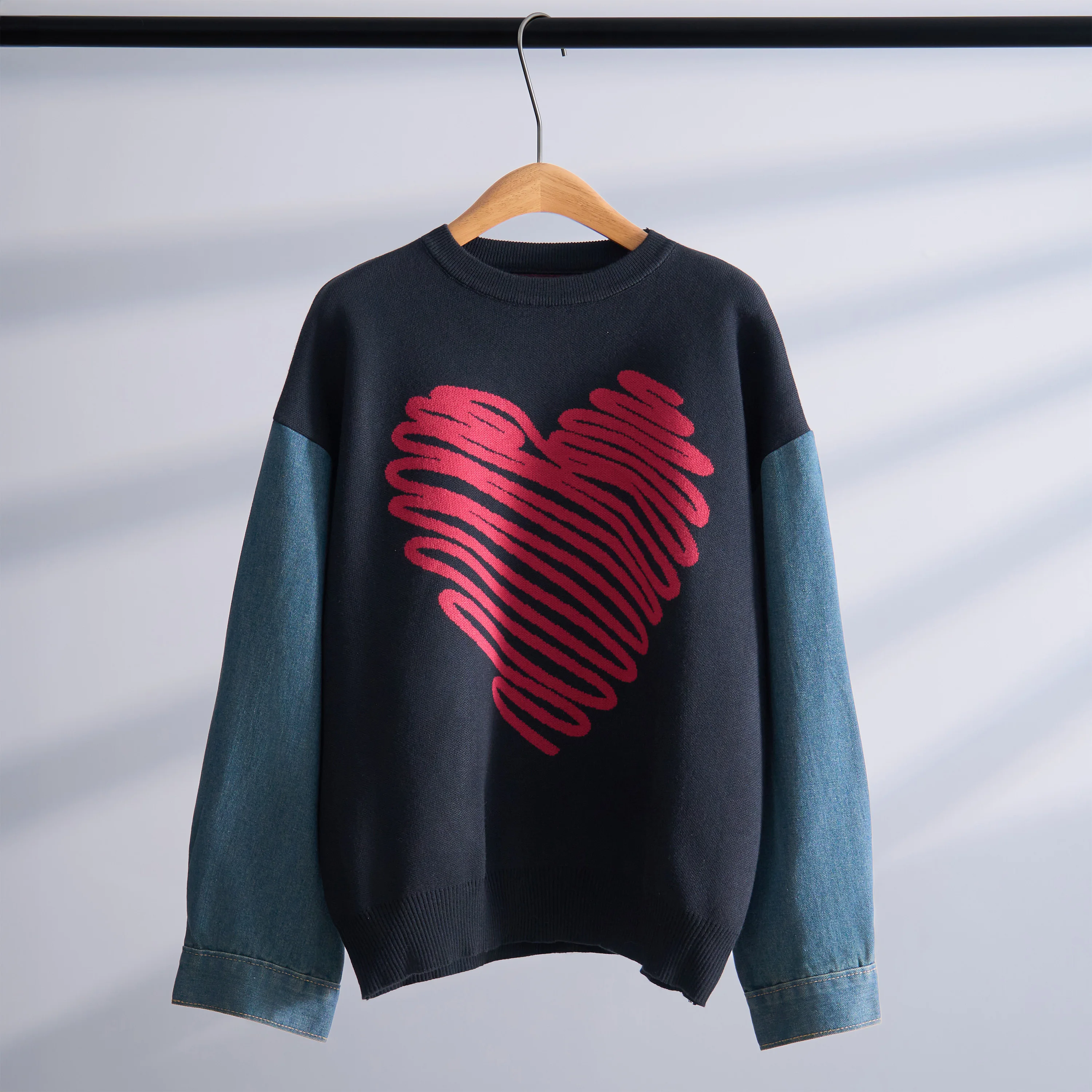 

Streetwear Sweet Heart Print Loose Knitted Sweater For Women Fall Winter Denim Patchwork Knitted Pullover Jumper Sweatshirt