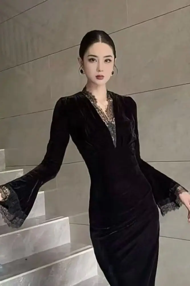 المرأة فستان طويل بسيط الخامس الرقبة طويلة الأكمام ضيق سليم فساتين الدانتيل أنيقة موضة الكورية المرأة رداء مثير التخسيس فستان TS390