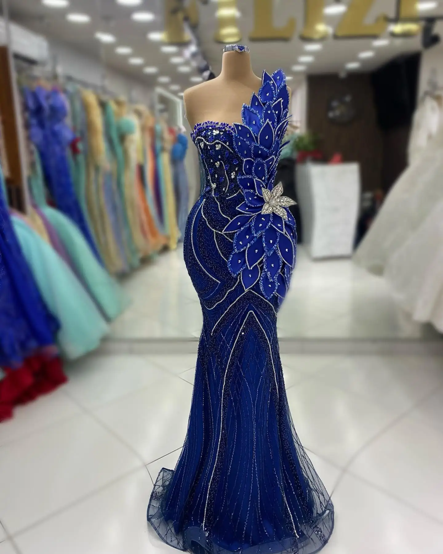 Royal Blue Leaf-shaped Long Mermaid Evening Dresses Sleeveless Couture Fashion 2024 Sparkling Sequins Formal Women's Gowns