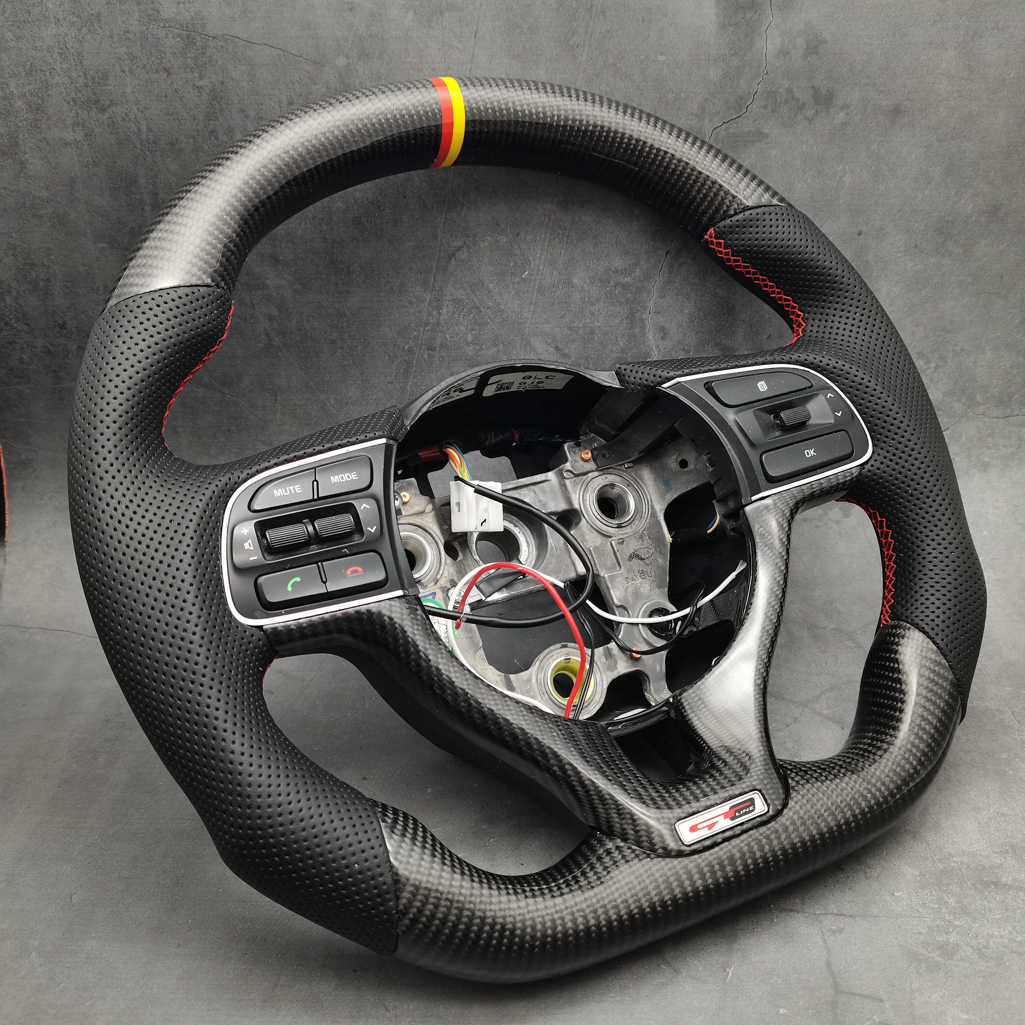 100% Real Carbon Fiber Steering Wheel for KIA K5 KX5