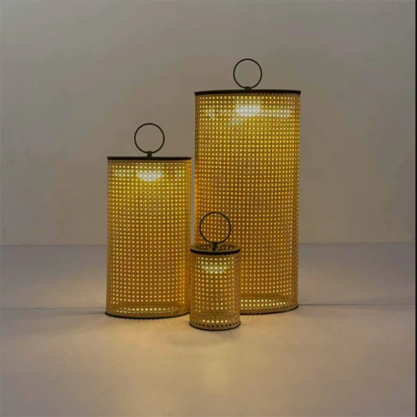 Solar movable lawn outdoor courtyard lamp practical terrace villa garden portable charging multi-function decorative atmosphere