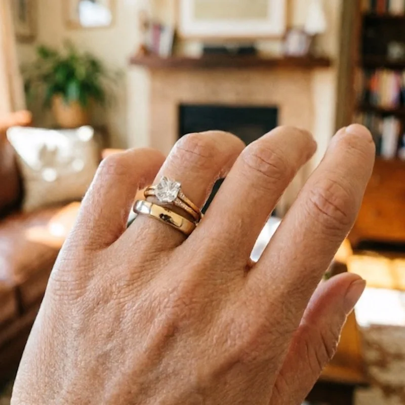 What Does an Eternity Ring Signify? A Complete Guide to Its Meaning, History, and Styling