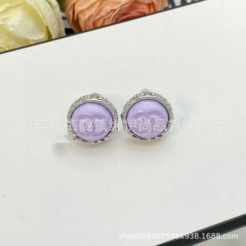 نسخة عالية من أقراط القرط ذات الإصدار الاجتماعي الخفيفة الفاخرة الماسية المرصعة باللؤلؤ المألوف متعددة الاستخدامات