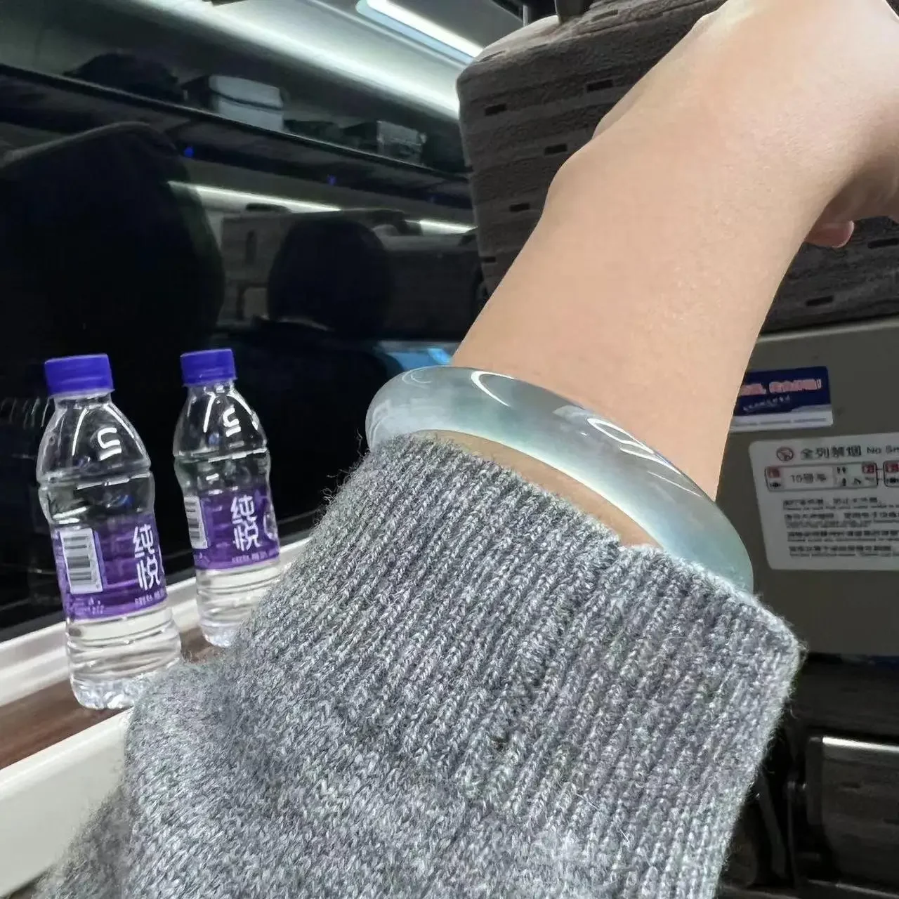 

Blue water opal bracelet, high-end light luxury high-ice genuine jade bracelet ice-type women's