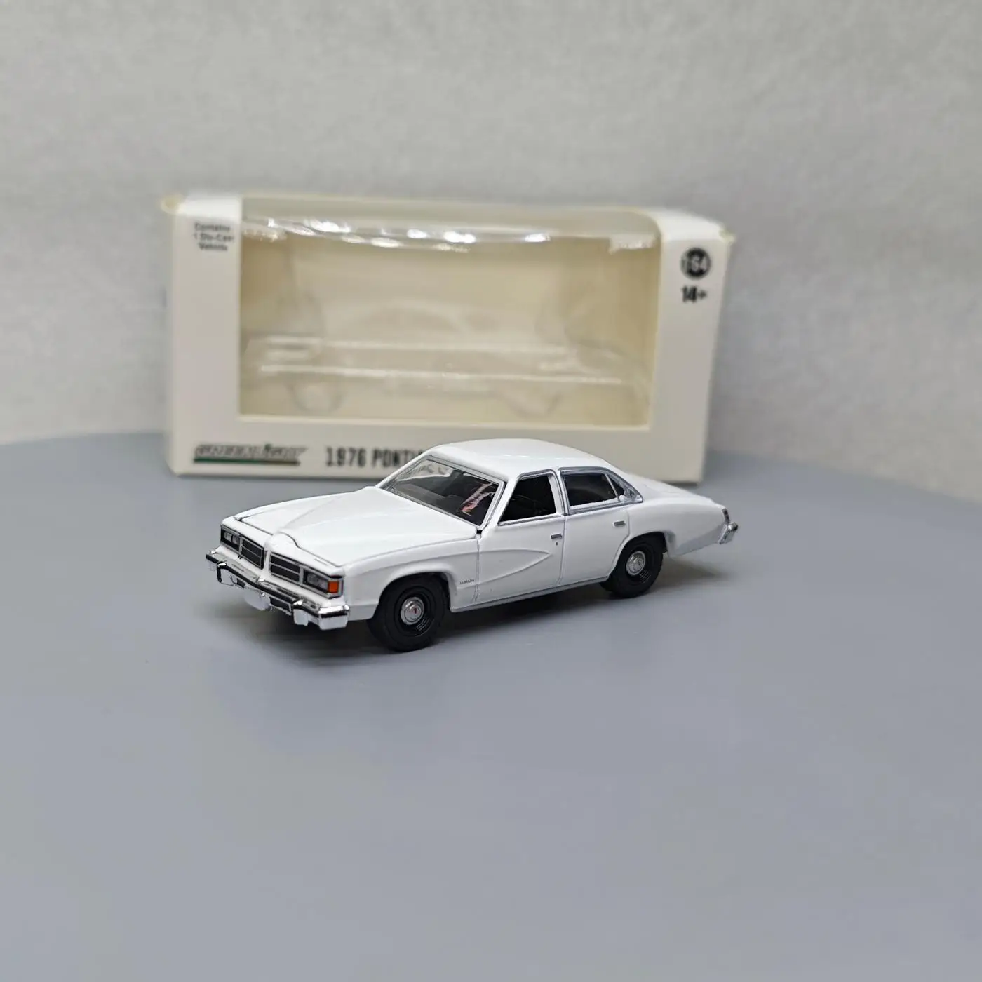 

GreenLight 1:64 1976 Pontiac LeMans Enforcer Alloy Car Model Diecast Metal Toy Car Model Collection Kids Gift
