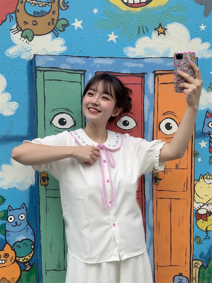 ملابس خارجية نسائية قمصان بيضاء قمصان قصيرة مضيئة نصف كم فانوس طباعة غير رسمية جماليات أزرار أمامية ملابس خروج بقصة ضيقة #4