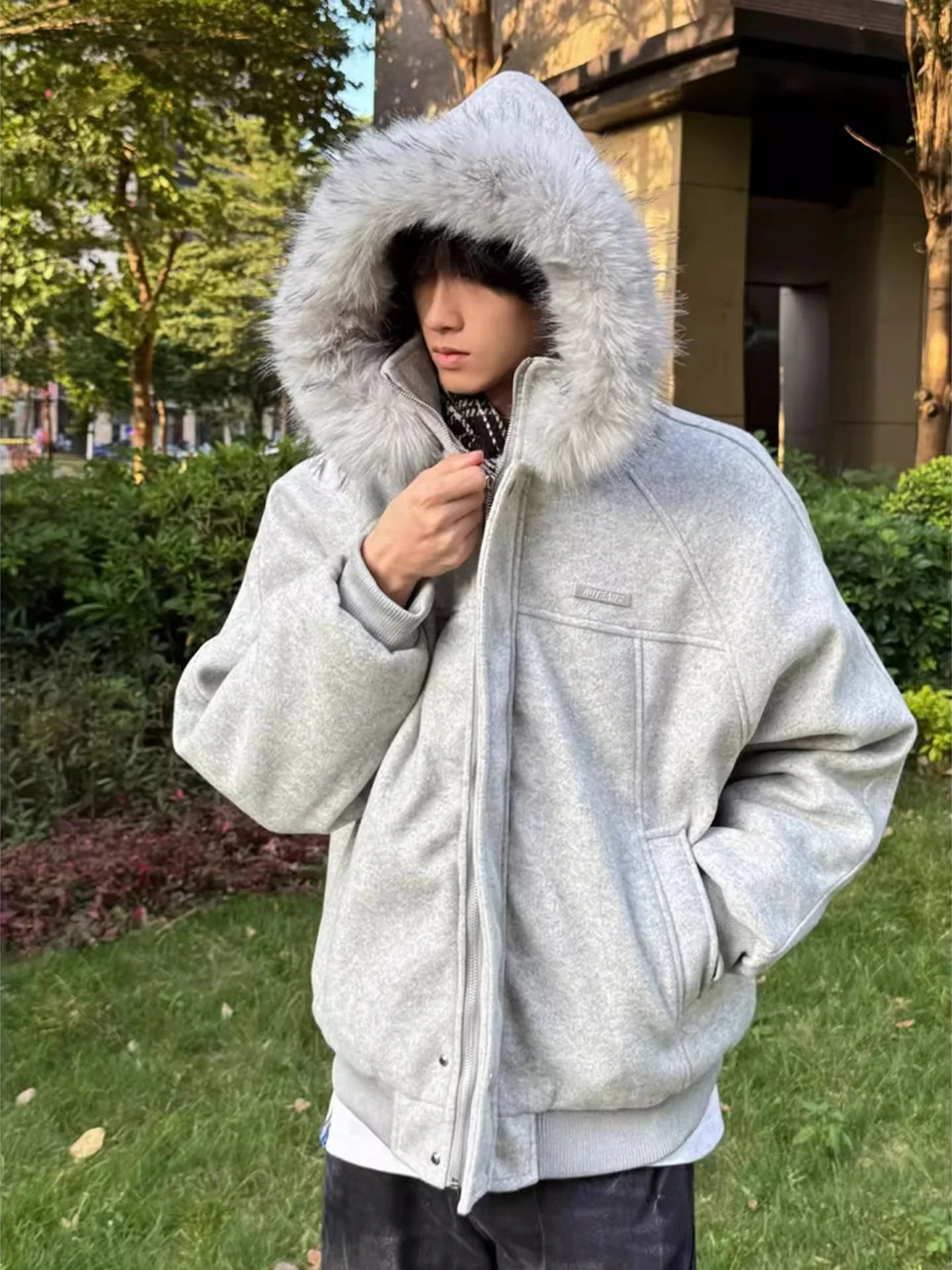 

Утепленная зимняя хлопковая куртка для мужчин: молодежная, теплая, модная, свободного кроя, с капюшоном, на молнии, из чистого хлопка