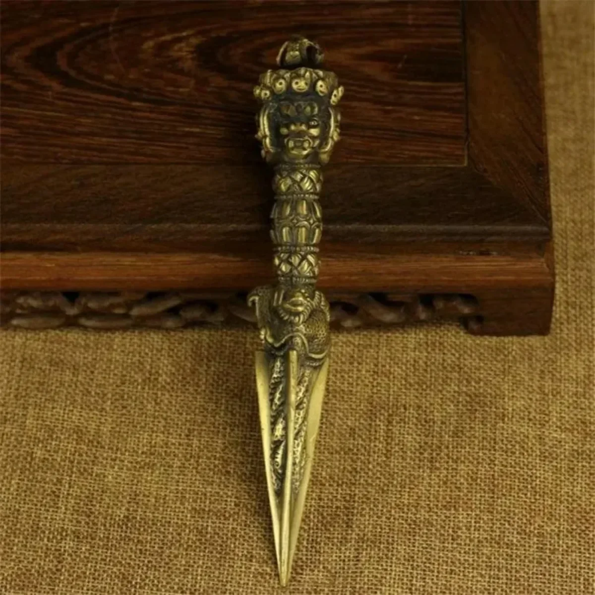 Tibetan Buddha Tantric Vajra Pestle Tantra Vajrakilaya Phurpa Alloy Coppering Buddhist Do The Old Decoration Home Decor
