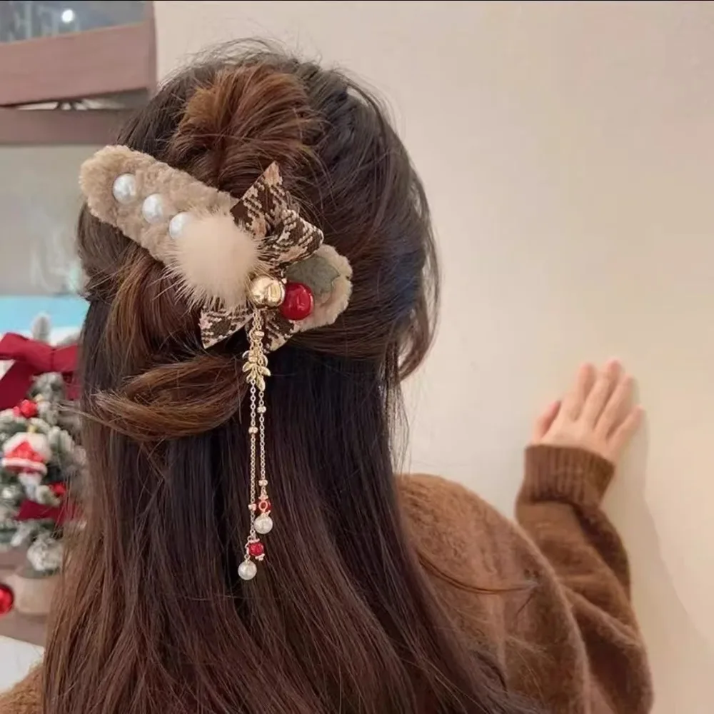 Boho Christmas Hair Clip Plush Bell Tassel Shark Clip for Back of Head Holiday Styling