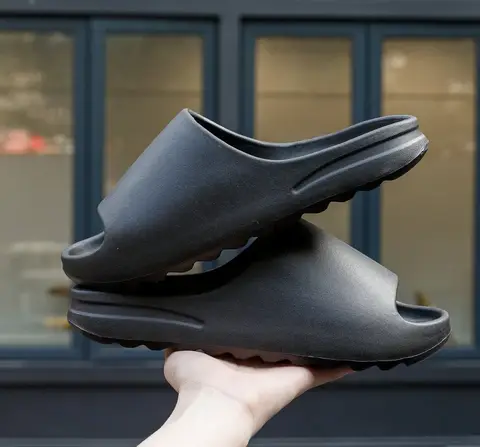 2025 남성 패션 여름 슬리퍼 부드러운 EVA 두꺼운 밑창 샌들 여성 욕실 슬라이드 미끄럼 방지 비치 슬라이드 코코넛 슬리퍼