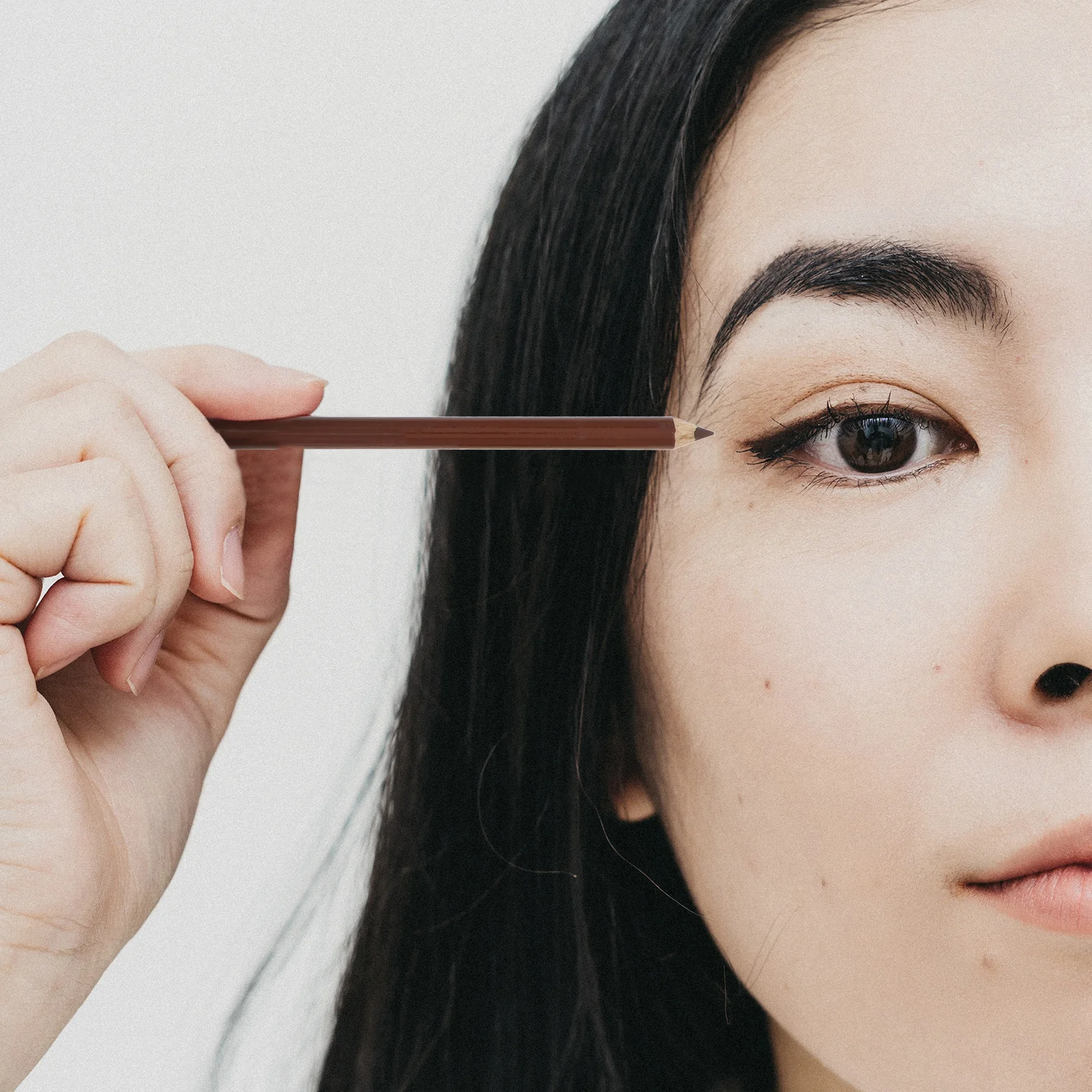 12 Stück Augenbrauenstift mit doppeltem Verwendungszweck, wasserdicht, tragbar, Augenbrauen-Eyeliner-Bleistiftspitzer im Lieferumfang enthalten, mattes Finish, langlebiger Augenbrauenstift