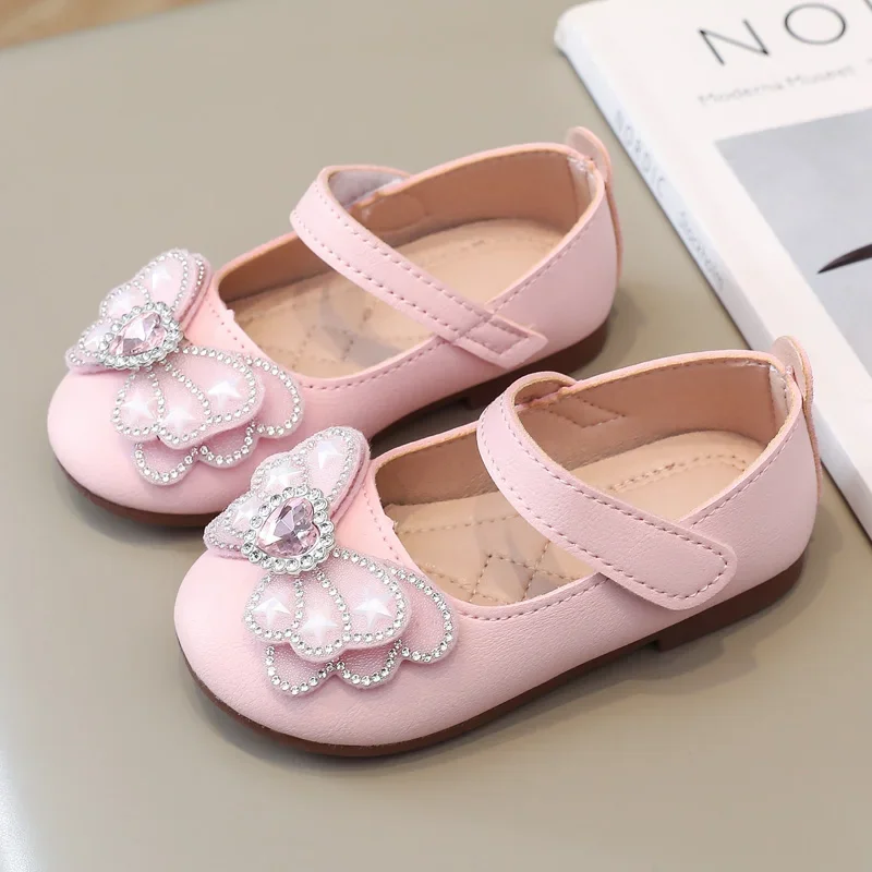 Toddlers Girls scarpe in pelle Princess Sweet Kids Casual Flats for Wedding Party strass Butterfly Crystal Heart Fashion Shoes