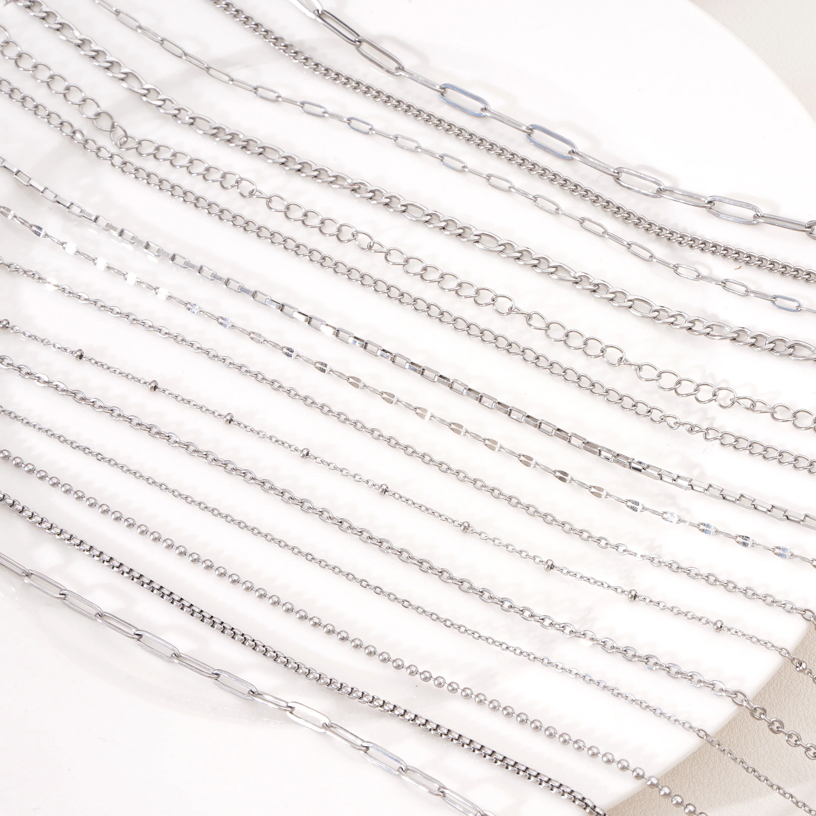 

1-метровая цепочка из нержавеющей стали для самостоятельного изготовления браслетов, ожерелий, декора одежды, шитья, рукоделия, аксессуаров, ювелирных изделий и материалов.