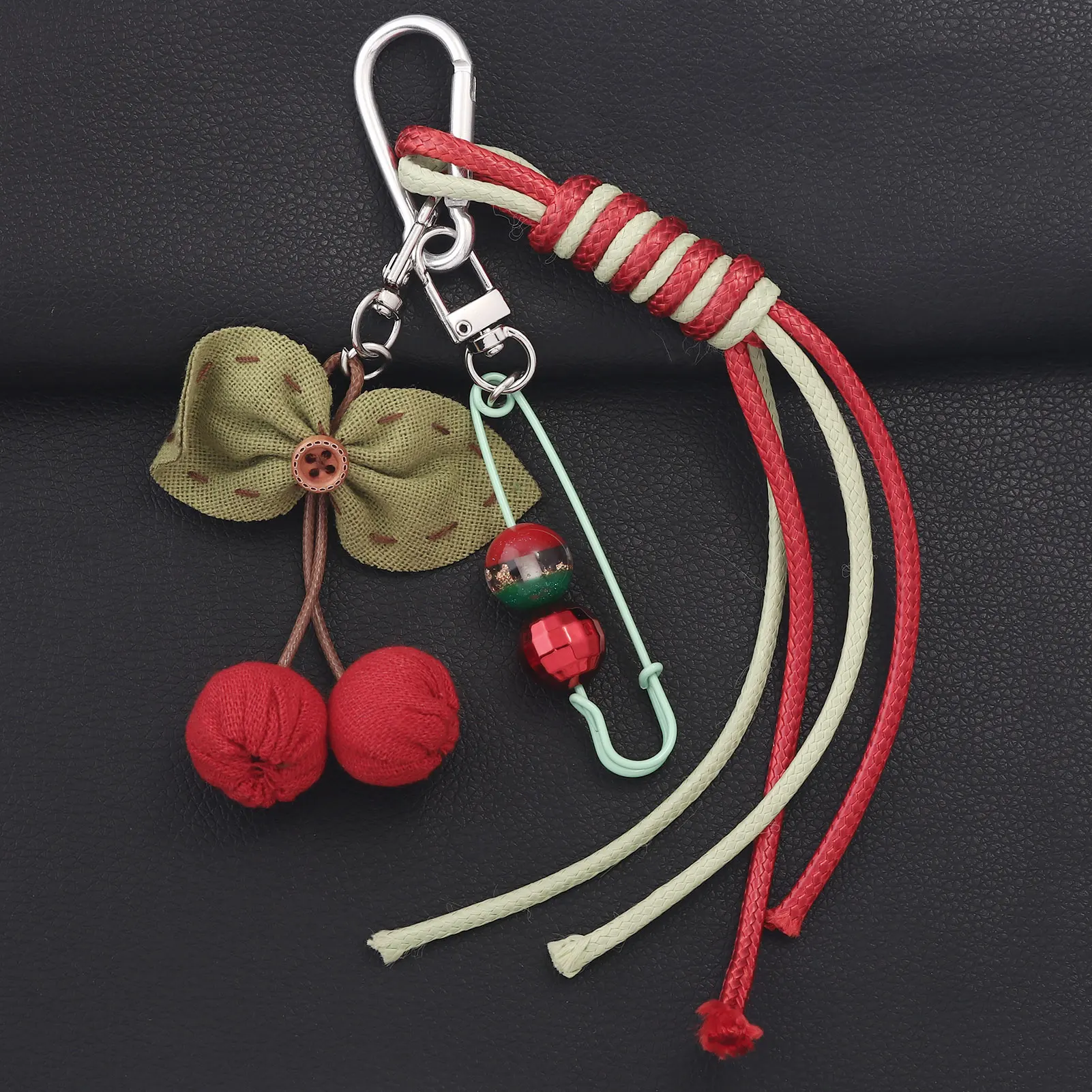 LLavero de cereza de tela hecho a mano, alfileres coreanos de lino y algodón, colgante de cereza para bolso para mujeres y hombres, llave de coche, mochila, regalo de decoración