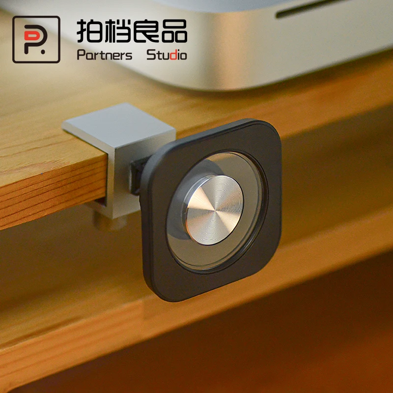 Suitable for Apple, Samsung, Magsafe magnetic suction stand, lazy stand, wooden partition display raised kitchen tabletop