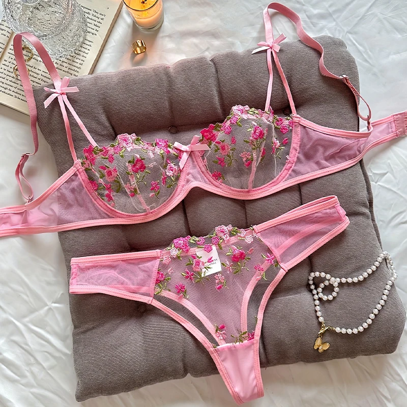 المرأة الجميلة 2 قطعة الملابس الداخلية المطرزة الأزهار ليلة الملابس الداخلية مجموعة الملابس الداخلية