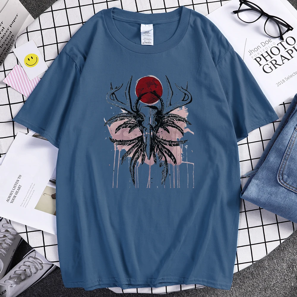 Cool Bird Bones Feather Printing Mans Tshirt Summer Comfortable T-Shirt Crewneck Loose Tee Shirts Oversized Soft T Shirts Man