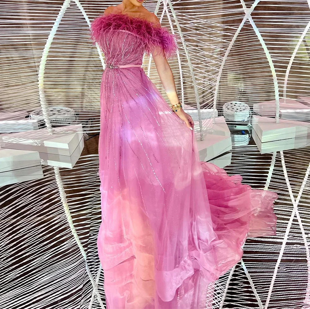 A-Line Strapless Organza Sleeveless Graceful and Luxury Prom Gowns Feathers Belt Crystal Sequined Ruffles Saudi Arabia 2024