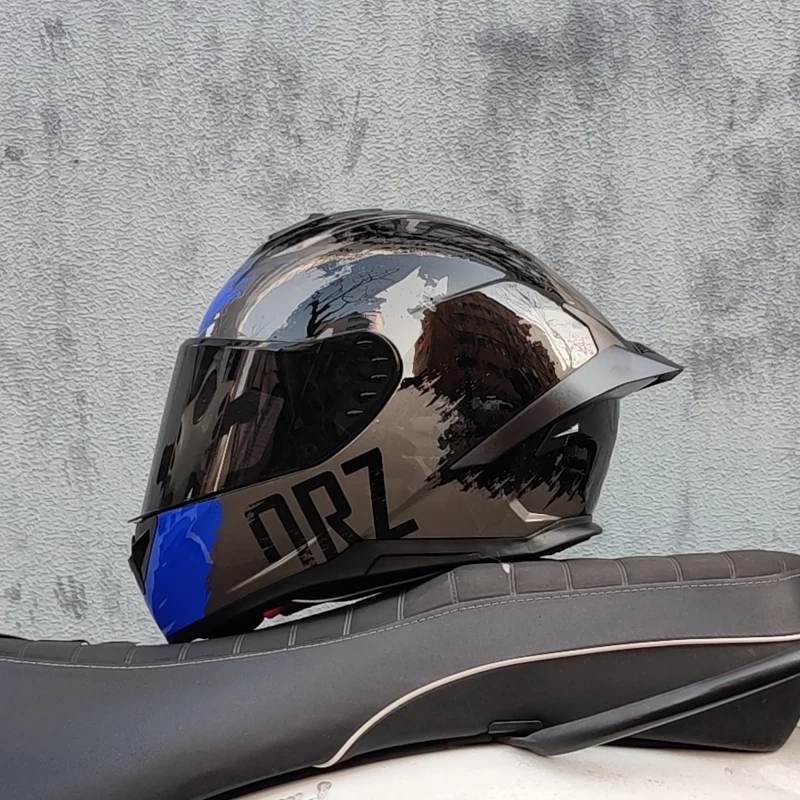 agv pista gp project 46 - R 2.0 Helmet Thanks to AGVs unique Extreme Safety Design protocol Project 46 Agv Carbon Pista