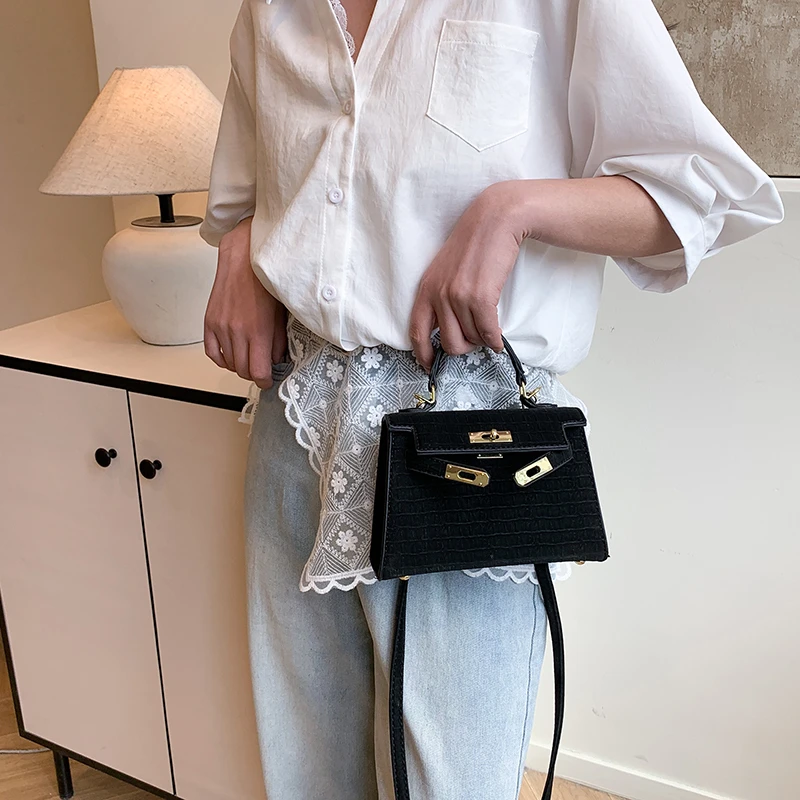 

Socialite Essential Handbag Women Multifunctional Shoulder Bag Elegant For Parties Events And Gatherings
