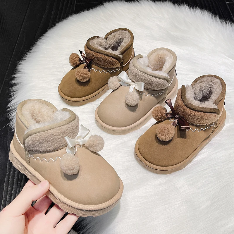 

Детские короткие сапоги на толстом меху, милые зимние сапоги принцессы для девочек, универсальные зимние ботильоны в корейском стиле, новинка 2025, детские ботильоны с мехом