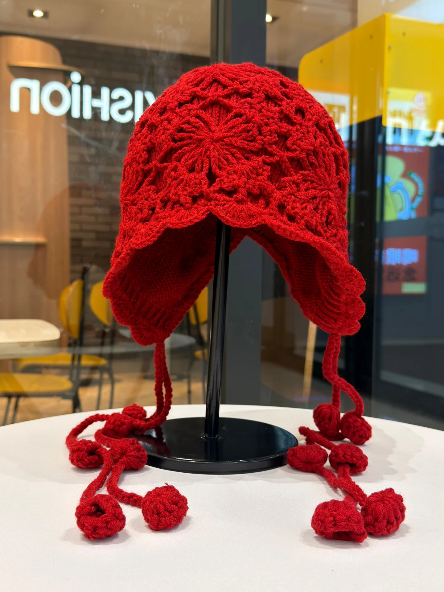 red-knitted-flower-patterned-hat-women's-autumn-winter-warm-ear-protection-double-layered-travel-casual-style-tassel-design