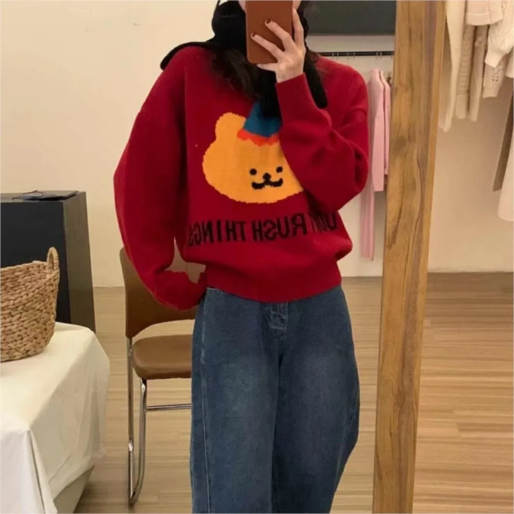 B-TOTO 2024 Cartoon Bear Christmas Red Sweater Loose Sweet Retro Knitted Top Good Warmth Effect Easy To Match For Daily Use