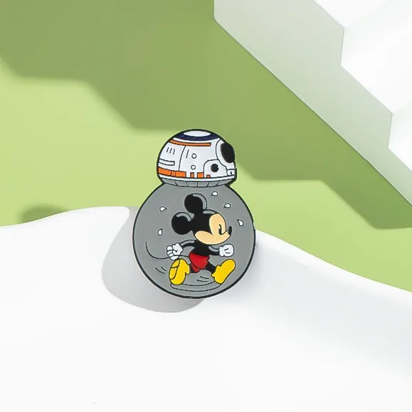 Miniso فيلم الكرتون ميكي ماوس الطرفية بروش سبيكة شارة لطيف روبوت الديكور