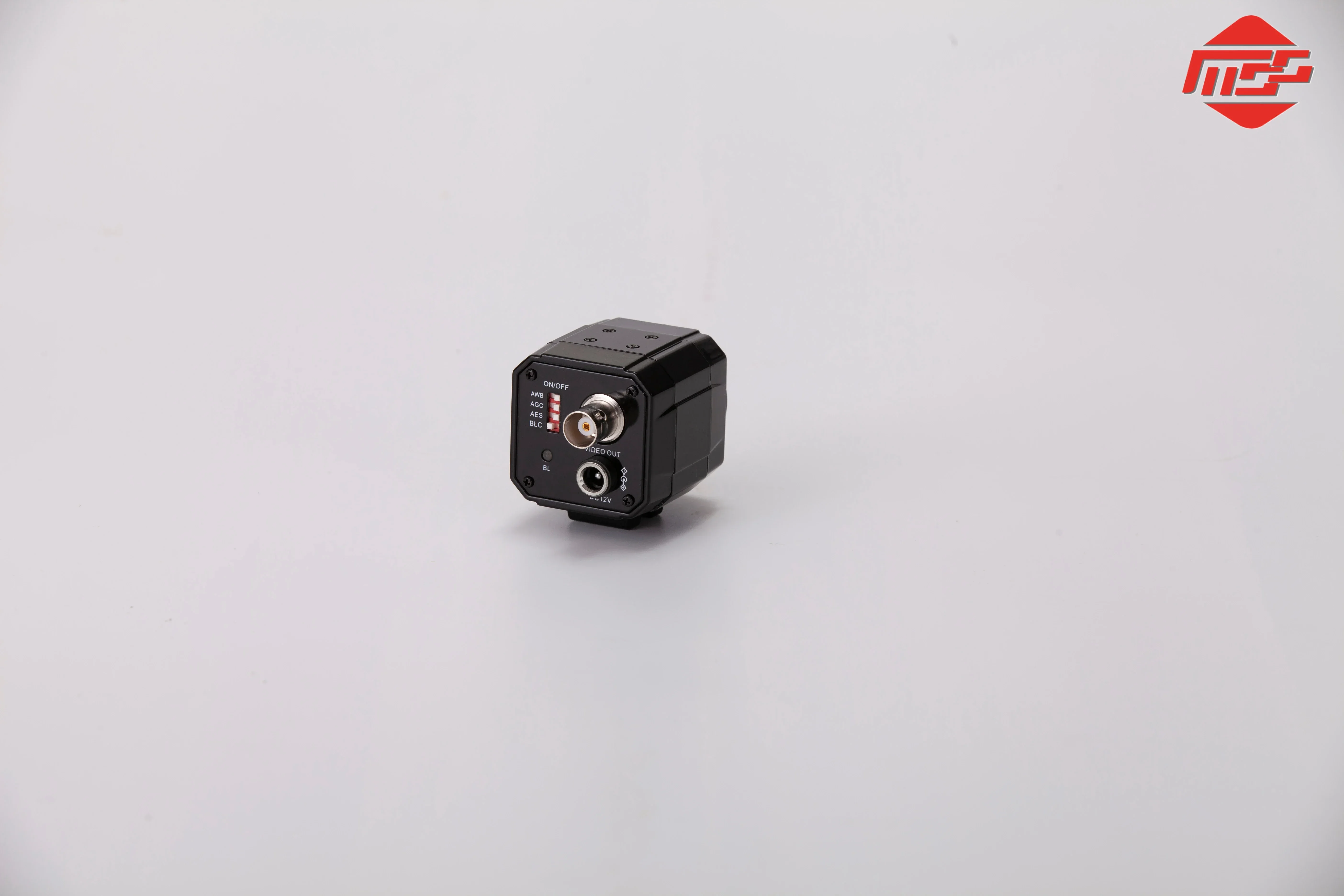 2025BNC/AV signal Industrial camera 700-line definition 1/3inch Target surface high stability  NTSC/PAL system optional