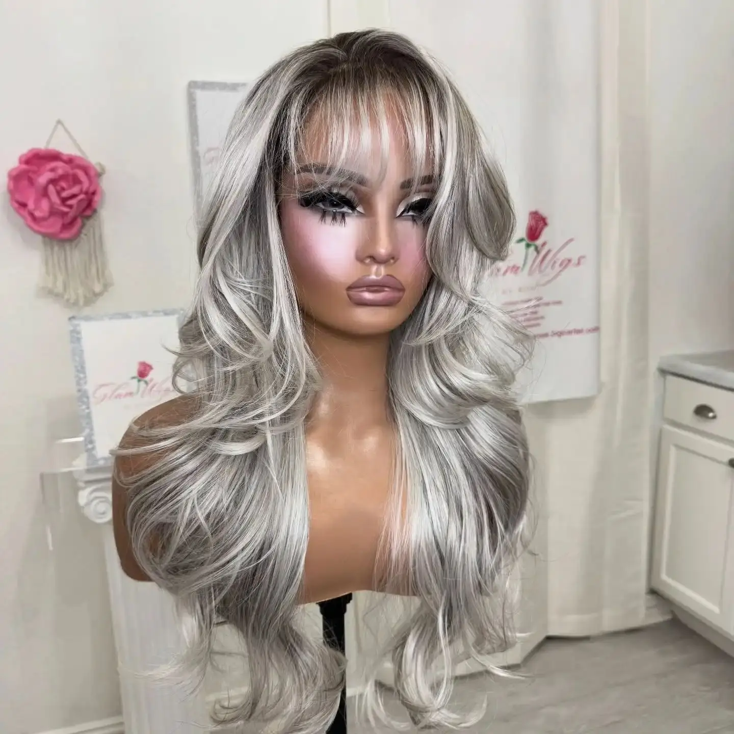 Top Sale Ombre Gray Sliver Synthetic Lace Frontal Wigs With Bangs Long Length Body Wave 24 Inches 180% Density Brunette Fibre