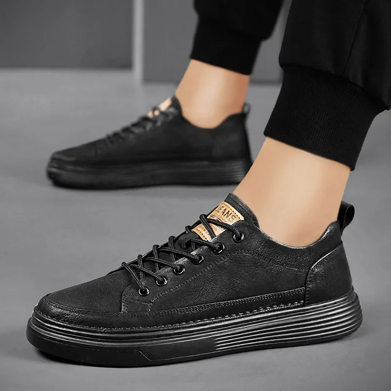 Männer Leder Freizeit schuhe Mode Leder flache Schuhe Turnschuhe rein schwarz warm dicke Sohle weich tragen niedrige Top neue Zapatillas Hombre