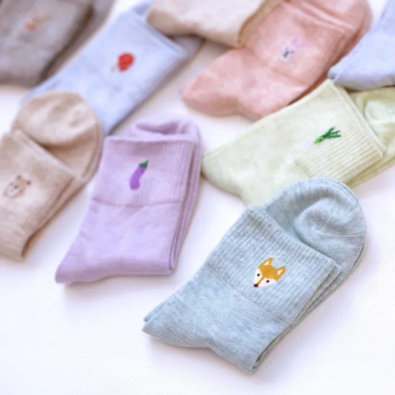 

1Pairs Woman's Fashion Socks Crew Socks Women's Cartoon Fruit Sock Colorful Cotton Harajuku Sock Pink Green Brown Grey Socks