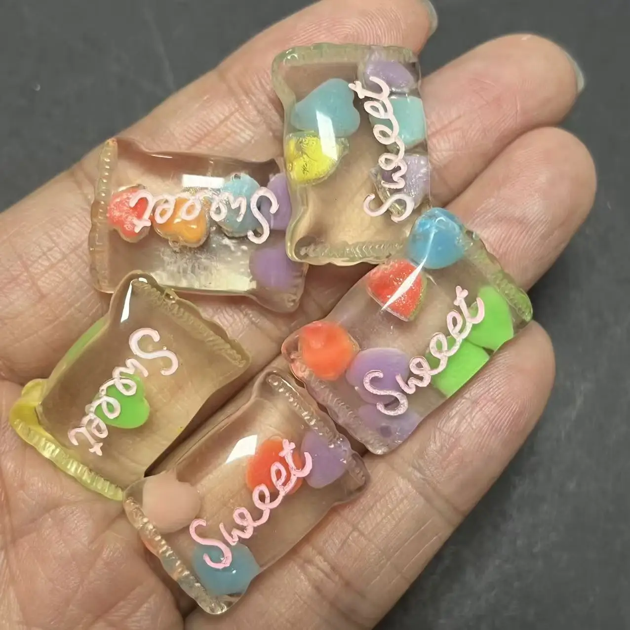 

10Pcs Cartoon Cute Colorful Gradient Candy Resin Decorations Diy Hairpin Jewelry Accessories Junk Phone Case Charms Bulk Supply