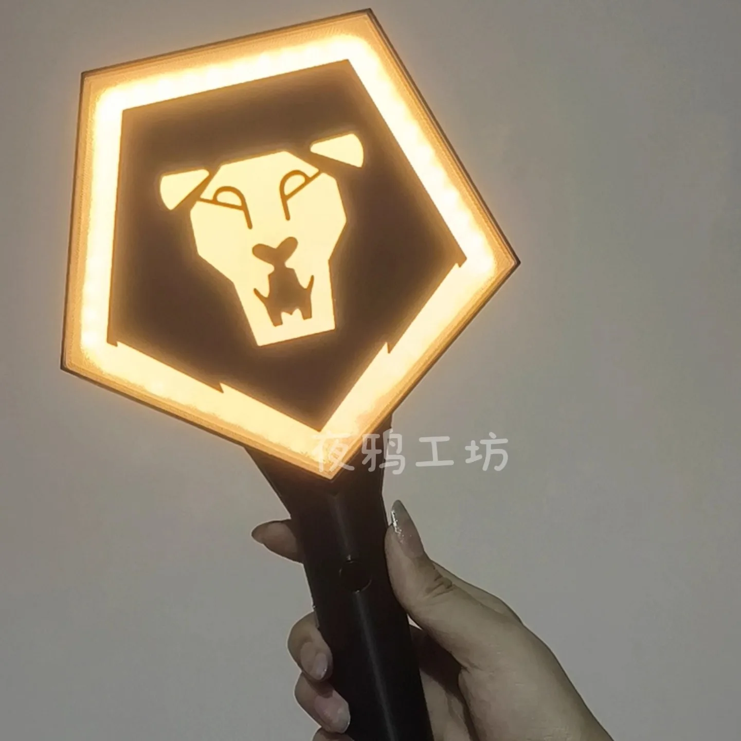 KPop Demon Hunters Saja Ragazzi Cosplay Prop Concerto Bastone luminoso Bastone luminoso Saja Boijeu Baby Abby Romance Mistero Jinu Ognissanti