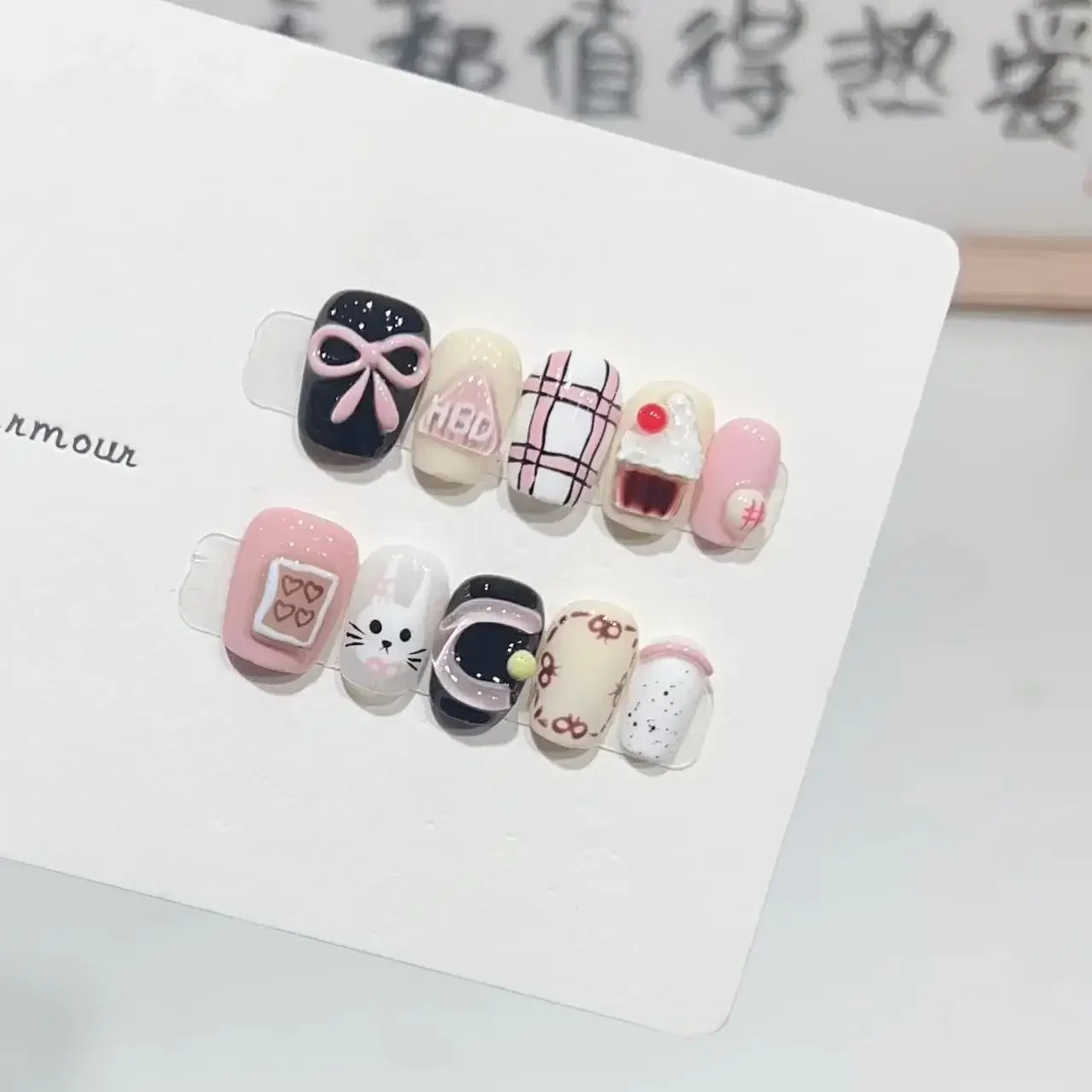 10 Pieces Cartoon Dopamine Press On Nails Handmade Cute White Cat Delicate Cupcake Bread Fake Nail Patch Removable