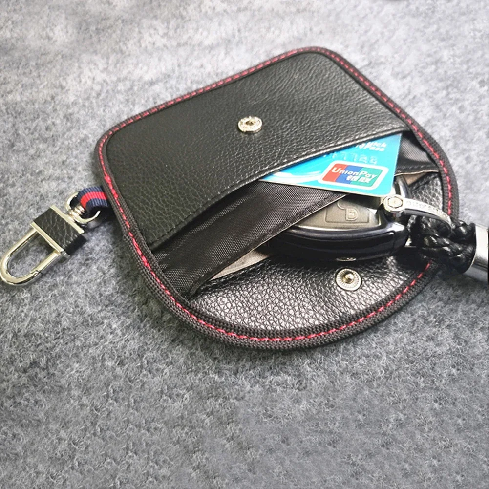 1pc Leather Car Key Cover Car Key Signal Blocker Faraday Bag Keyless Fob RFID Blocking Pouch Case 12.7*8cm NEW