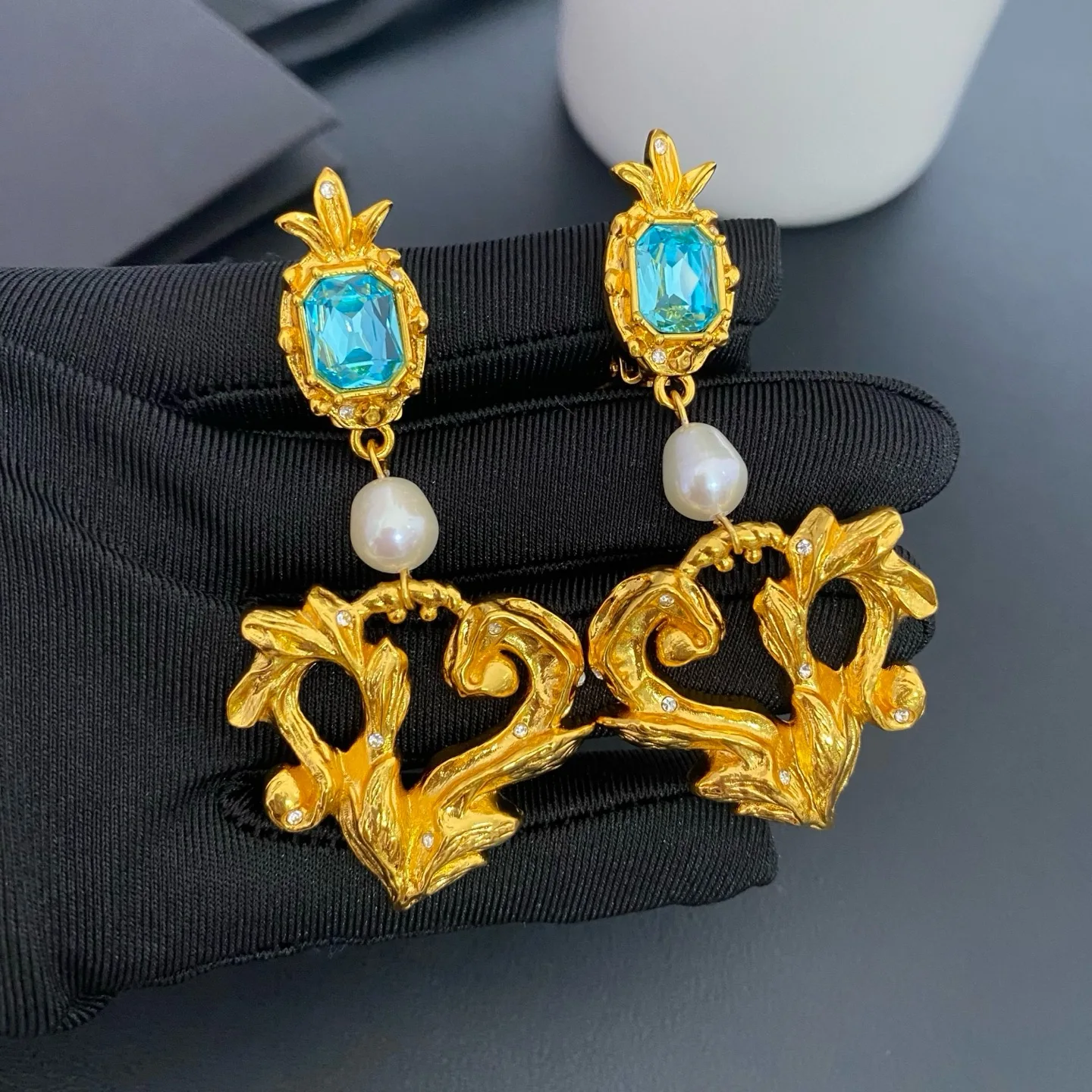Vintage Brass Gold Plated Europe Designer Brand Earrings Women Crystal Pearl Accessories