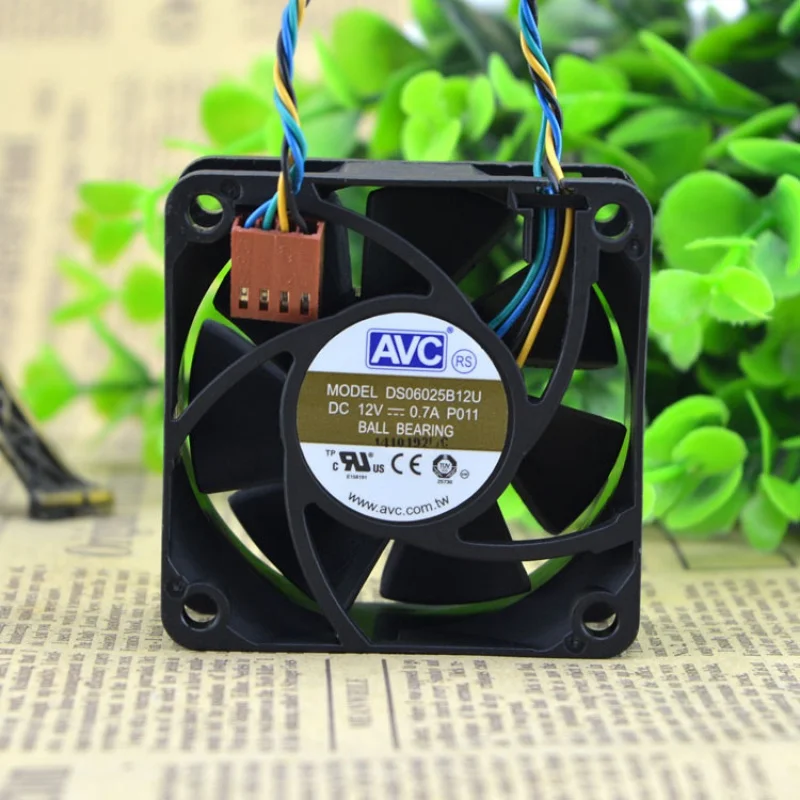 

DS06025B12U 6025 12V 0.7A P021 4-Wire Cooling Fan Double Ball