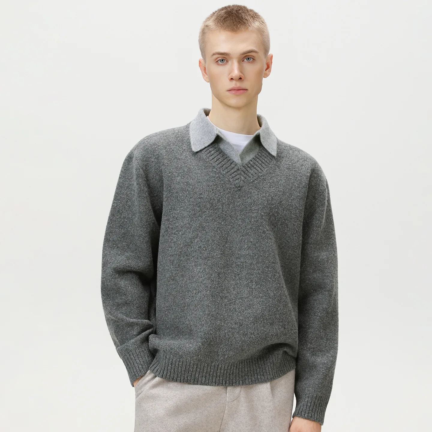 

Men's Autumn/Winter Polo Collar Knitted Sweater | Flipped Collar Design, Warm & Thick Outerwear