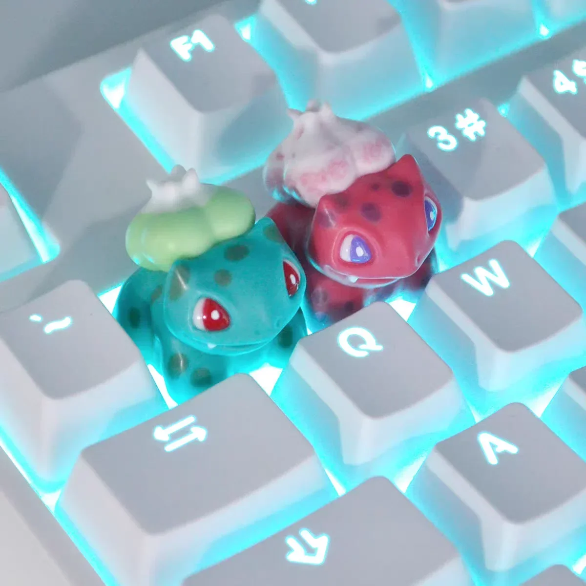 Pokemon Anime Character Keycap Red and Green Bulbasaur Keycap Mechanical Keyboard Resin Stereoscopic Keycap